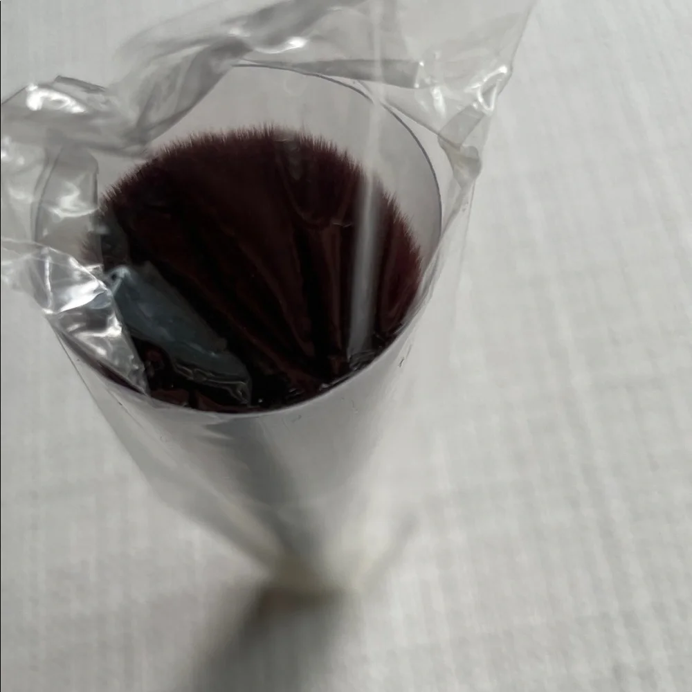 Bobbi Brown full coverage face Makeup Brush